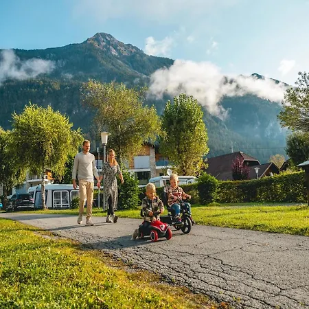 Chalet 2 5 Km From
